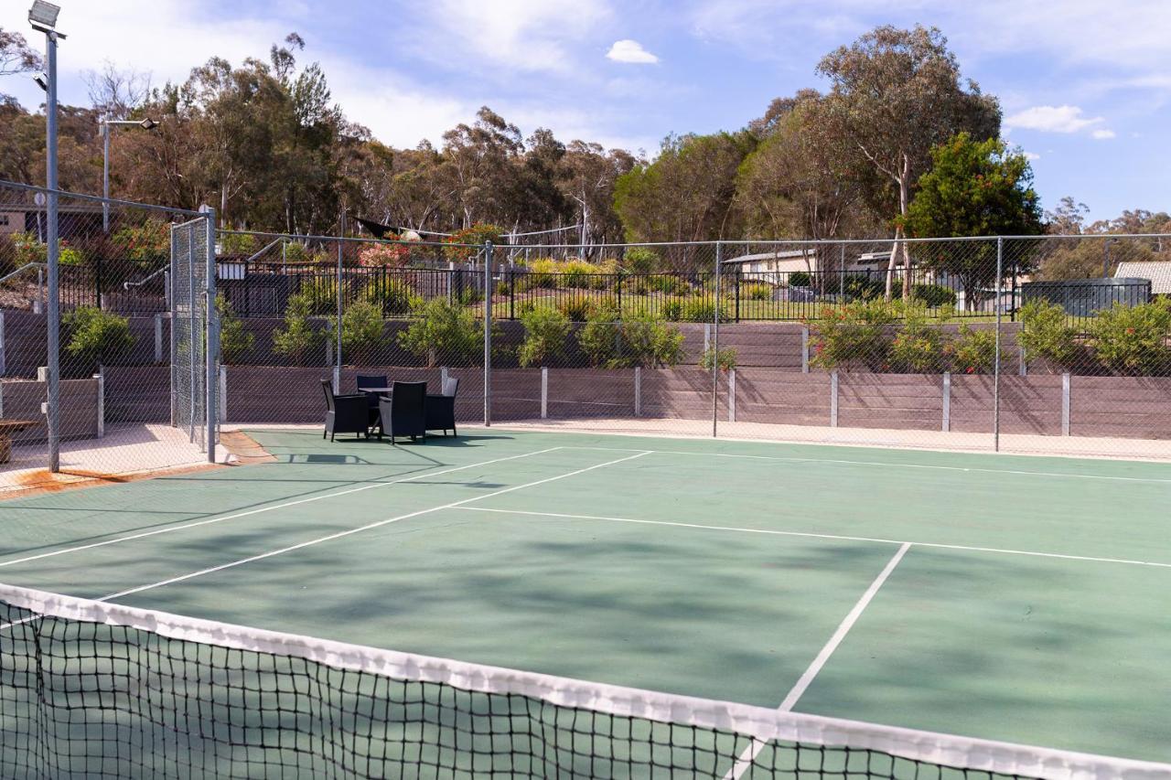 Alivio Tourist Park Canberra Bagian luar foto